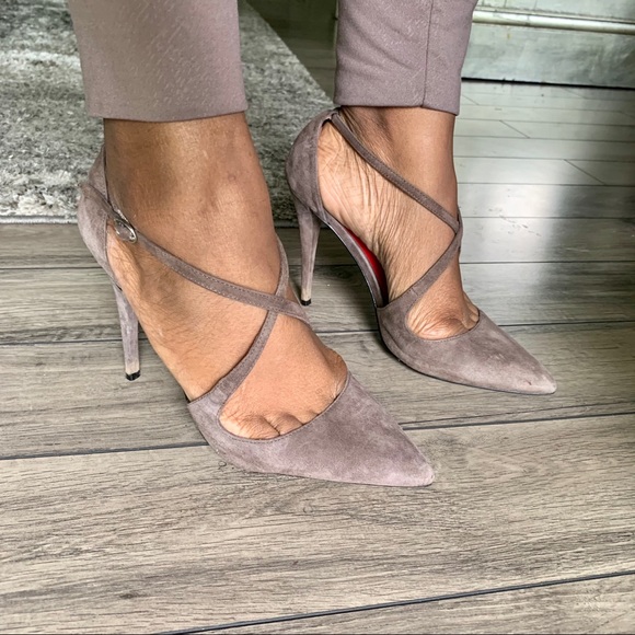 Charles Jourdan Criss-cross Suede Pumps - Picture 3 of 7